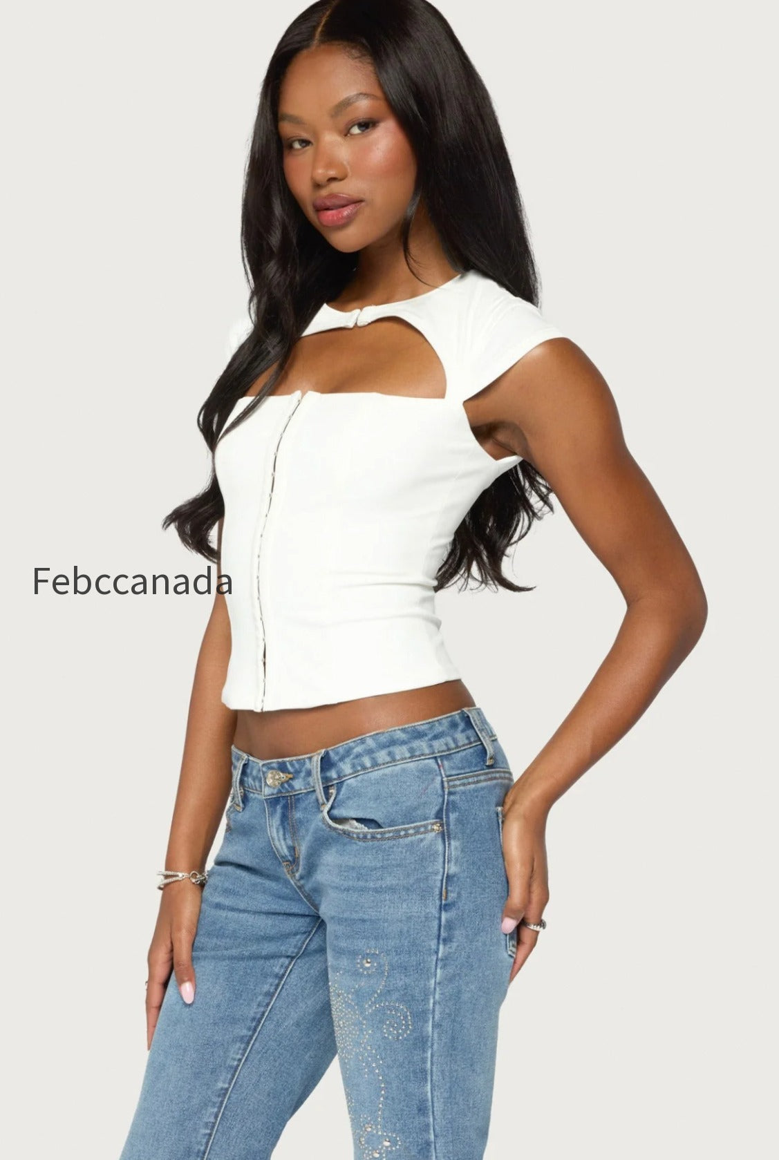 s25569_white
